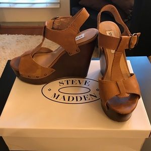 Steve Madden Brown Wedges Size 6.5